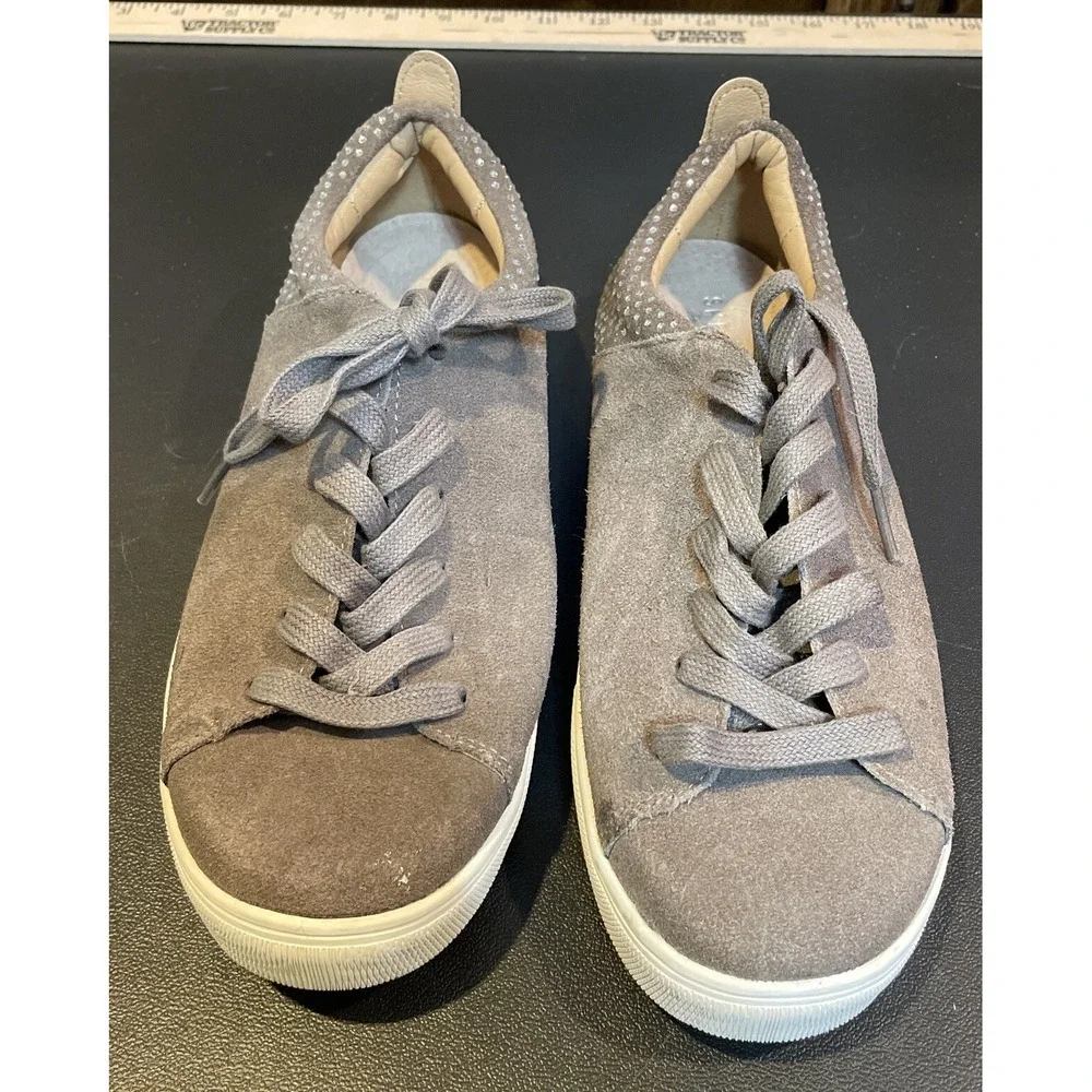 Skechers Womens‎ 8 Street Sneakers Taupe Suede Rhinestone Low Top Preppy Casual